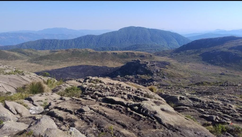 área atingida pelo incêndio no Parque Nacional do Itatiaia